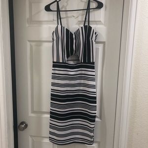 Black and white dress size L